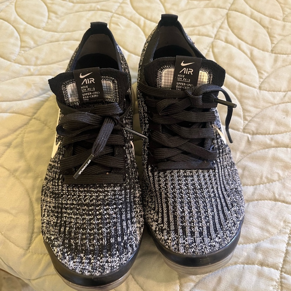 Nike Air Knit Black and White Athletic Shoes